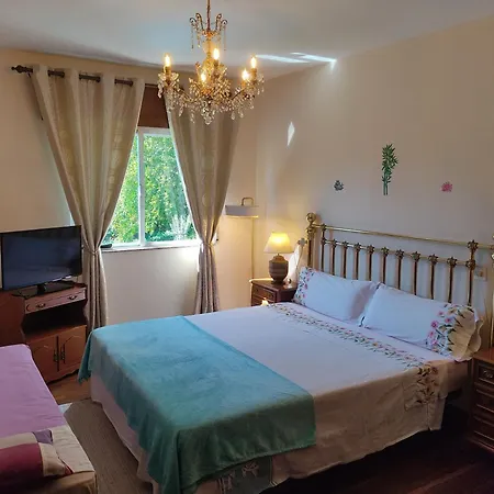 Casa Do Lucio Homestay Rianjo