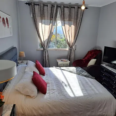 Δωμάτια σε οικογενειακή κατοικία Casa Do Lucio *